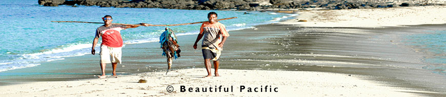 picture of local fishermen on a south pacific island