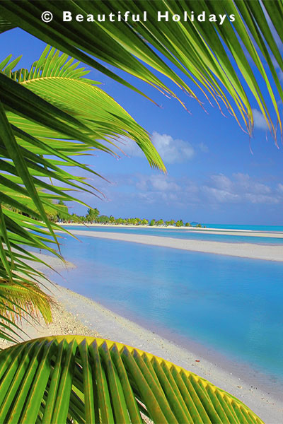 view of aitutaki lagoon and sand bar