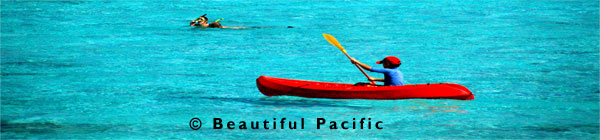 lagoon in the cook islands