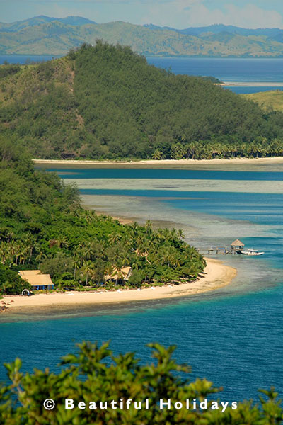 beach resort in mamanuca islands