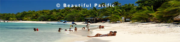 fiji backpackers enjoying the beach