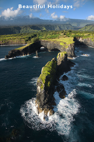 rugged coast on the west coast o maui island
