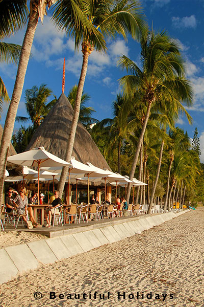 beach holiday in noumea