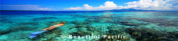 picture of snorkelling in the beautiful pacific ocean