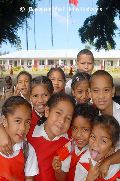 school kids at pangai on lifuka island