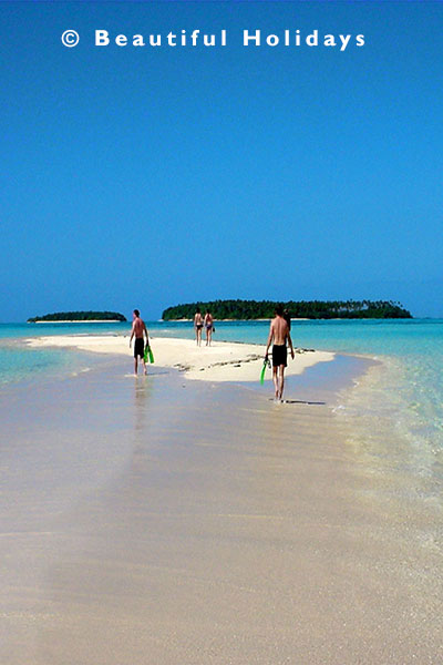 snorkelling in tongatapu lagoon