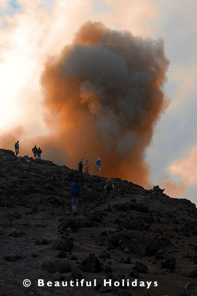 yasur volcano errupting on tanna island